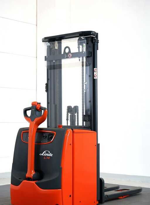 штабелер Linde L 14 I 1173